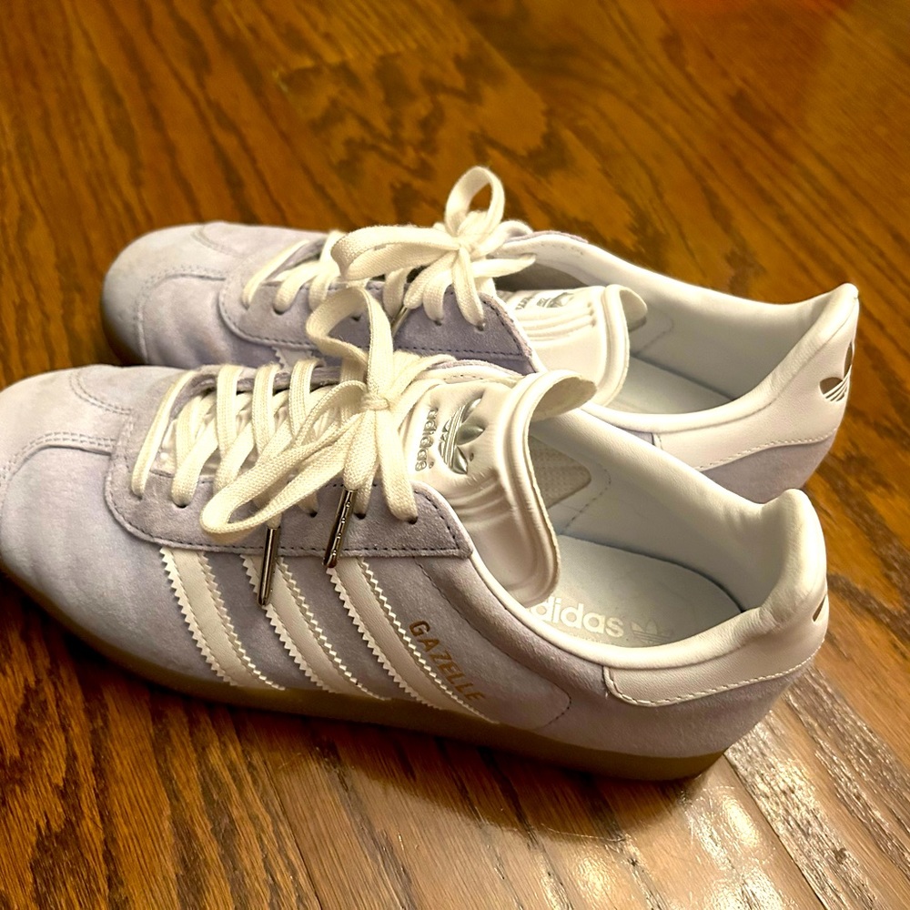 Women’s Adidas Gazelle Sneakers